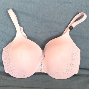 New 38H Ashley Graham white smooth bra with lace details